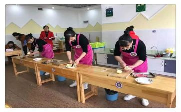 小小班保育员工作总结精选8篇