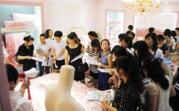 导购员个人述职报告5篇