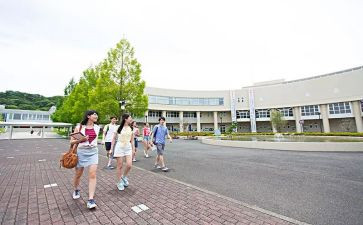 大三学生自我鉴定500字5篇