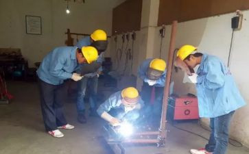 电工专业自我鉴定6篇