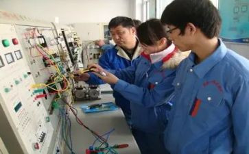 2024年电工班长工作总结6篇