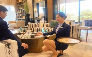 服务页述职报告优秀5篇
