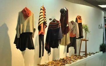 服装导购员年终工作总结8篇