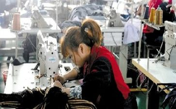 与装修工人签合同7篇