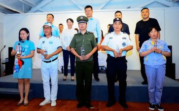 为坚守作文推荐7篇