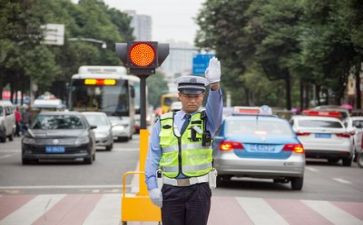 交警年度工作总结5篇