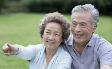 关爱社区老人活动方案5篇