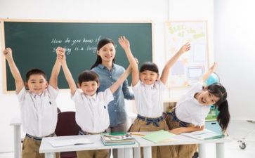 蒙式老师述职报告精选8篇