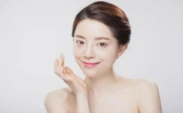 美容师月总结报告7篇