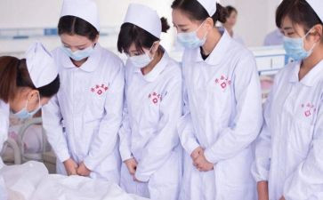 中专卫校自我鉴定8篇