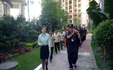 物业小区主任述职报告8篇