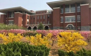 关于校园安全的演讲稿精选8篇