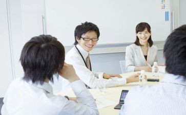 行政的月工作总结与计划5篇