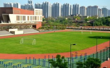 在学校年终总结最新7篇