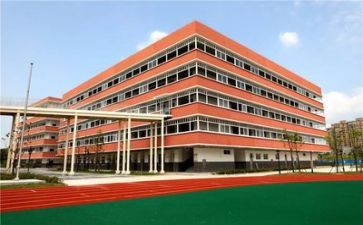 致学校的演讲稿最新8篇