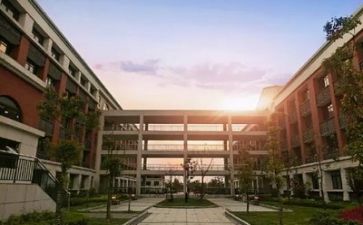 高等学校毕业生自我鉴定最新5篇