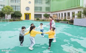 幼师个人述职报告5篇