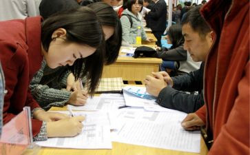 中职生班主任学期工作总结6篇